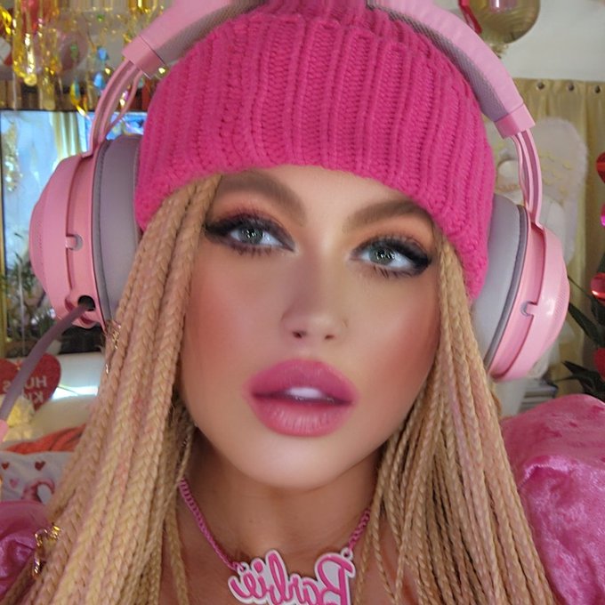 😍  #Barbie #Pink #Sexy #tattoo https://t.co/cpab7bZwKx<a href="/tag/barbie"class="tags">#Barbie</a><a href="/tag/pink"class="tags">#Pink</a><a href="/tag/sexy"class="tags">#Sexy</a><a href="/tag/tattoo"class="tags">#tattoo</a>