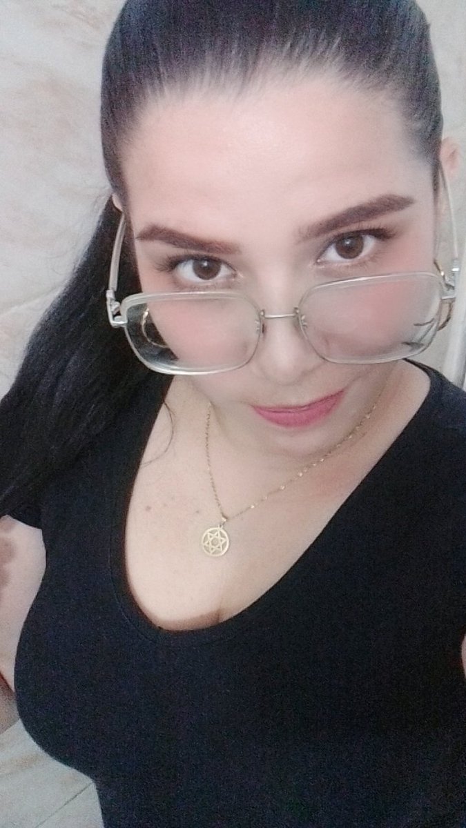 Me gustaría que alguien me respondiera mi penúltima publicación 💖😘
#SiguemeYTeSigo 
#juevesdeganar
#Mundo 
#Venezuela 
#amorypaz