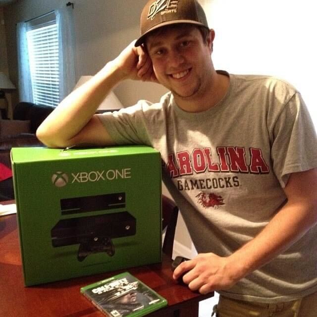 DexBadgett's tweet photo. My wife just showed me this picture of when I first got my Xbox One (10 years ago, today)  🤯

This was before I started Twitch streaming and creating YouTube content and before I was "DEXB0T"

What's crazy is that I logged into my Xbox account this morning and updated my profile and whatnot because I've felt like I want an @Xbox lately. 

This may be a sign. Shoutout to Facebook memories for helping me justify it 😂