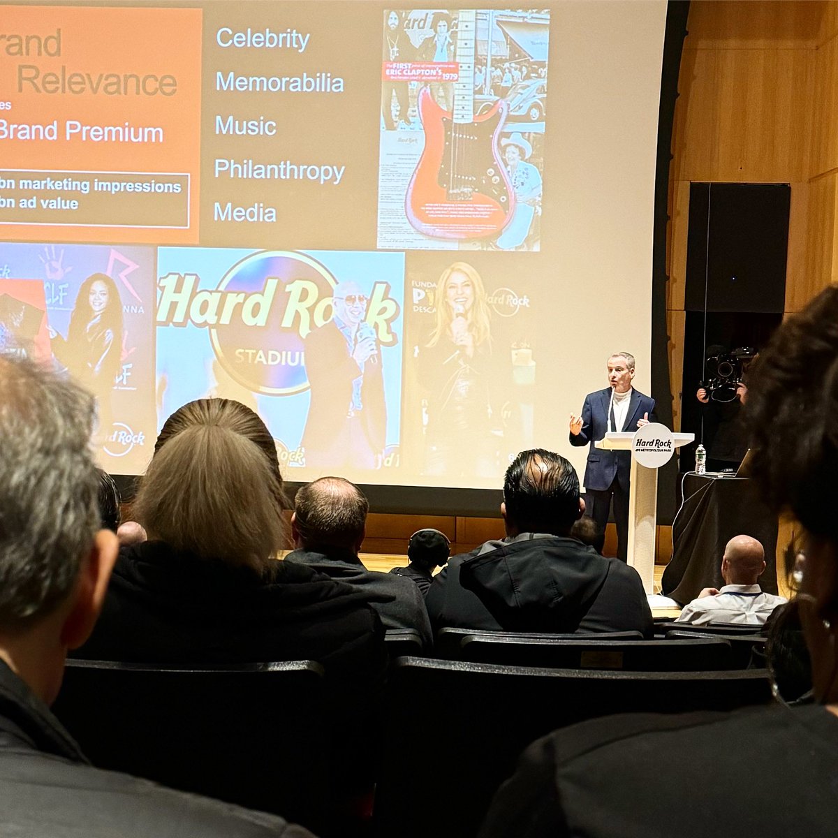 PrimeGuideP's tweet photo. It was a great pleasure to hear from Jim Allen, Chairman of @HardRock and President of Seminole Gaming. We hope that you win the bid to open a new hotel &amp; casino. 
As a small M/WBE, we are very excited about the project and possibilities! Best wishes!

#nyc #queensnyc https://t.co/GlDvbH27ln