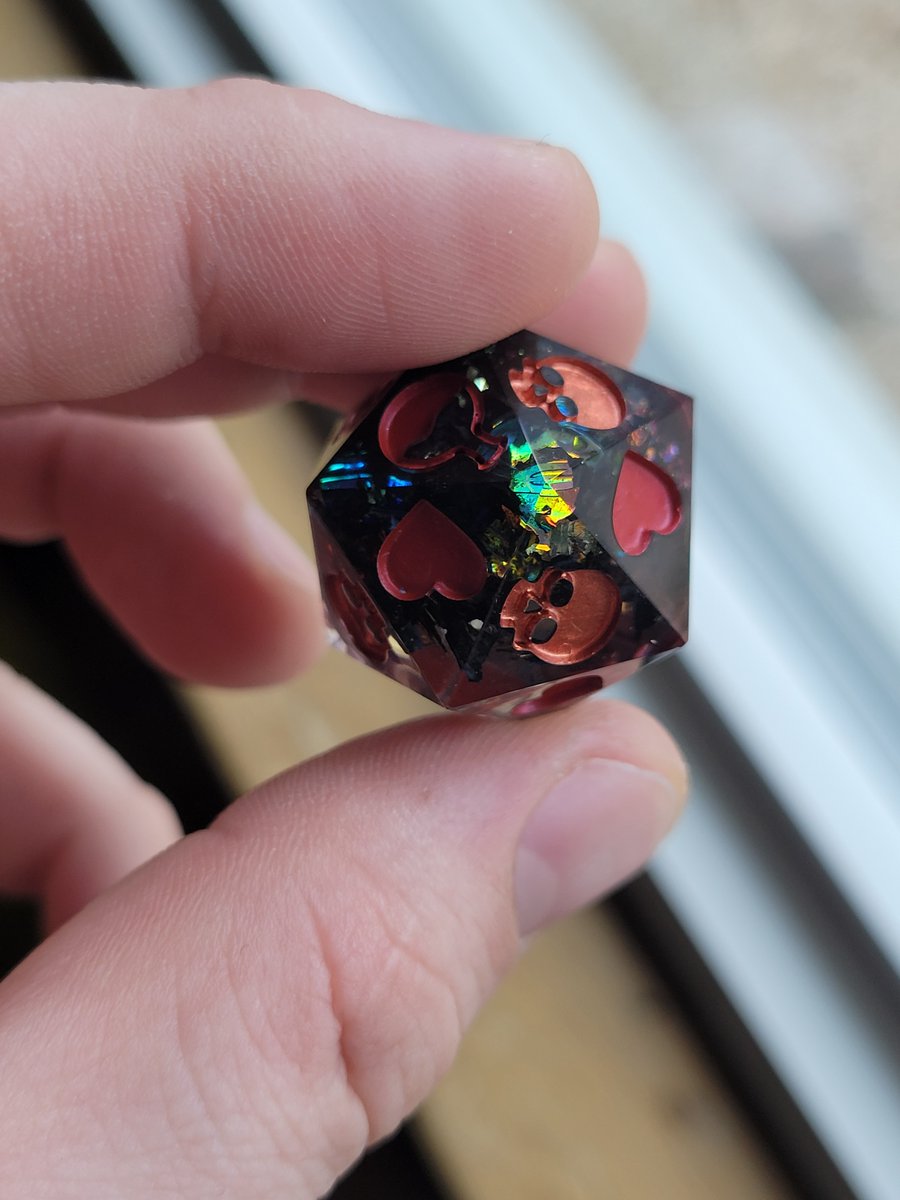 wonderlanddice's tweet photo. Death Saves! #handmadedice #ttrpg #dnd #dice #deathsave https://t.co/tUNTZcpf36