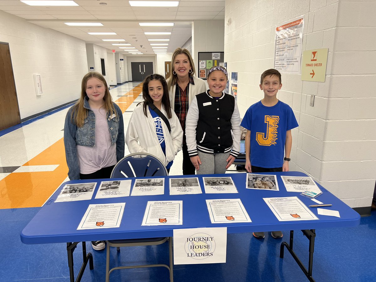 Journey_Elem's tweet photo. Proud of our House Leaders and Makerspace Club members for representing JES at the North Point Community Showcase! ❤️ 🐆 ❤️ https://t.co/PY3jViut9t
