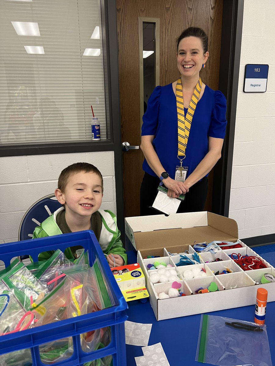 Journey_Elem's tweet photo. Proud of our House Leaders and Makerspace Club members for representing JES at the North Point Community Showcase! ❤️ 🐆 ❤️ https://t.co/PY3jViut9t