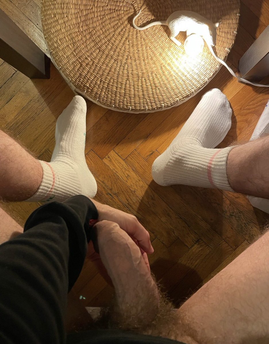 ᅟᅟ  
ᅟᅟ
ᅟᅟ           Wιᥣᥣιᥲm Aᥒdrᥱᥕ Soᥣᥲᥴᥱ 

ᅟᅟ
         — Sσи σƒ Aρσllσ 
— Bιѕѕεχυαl 
— 🔞
ᅟᅟ
ᅟᅟ