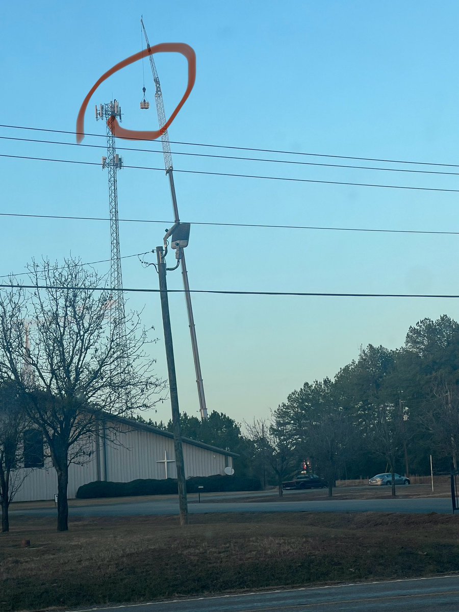 MoMs308's tweet image. I often think of how much I hate my job but when I see things like this, I’m thankful that I’m not this guy