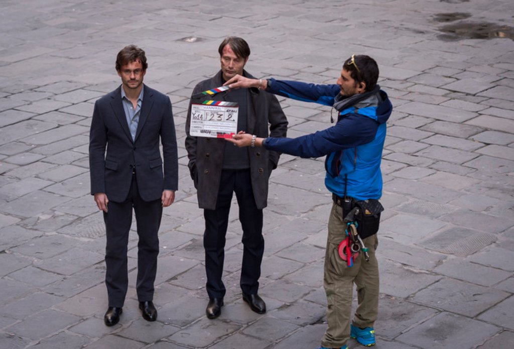 LilianKrueger's tweet photo. Memories of our beautiful cast in Florence 🥺
#Hannibal #MadsMikkelsen #HughDancy https://t.co/Ug3M9oVvni
