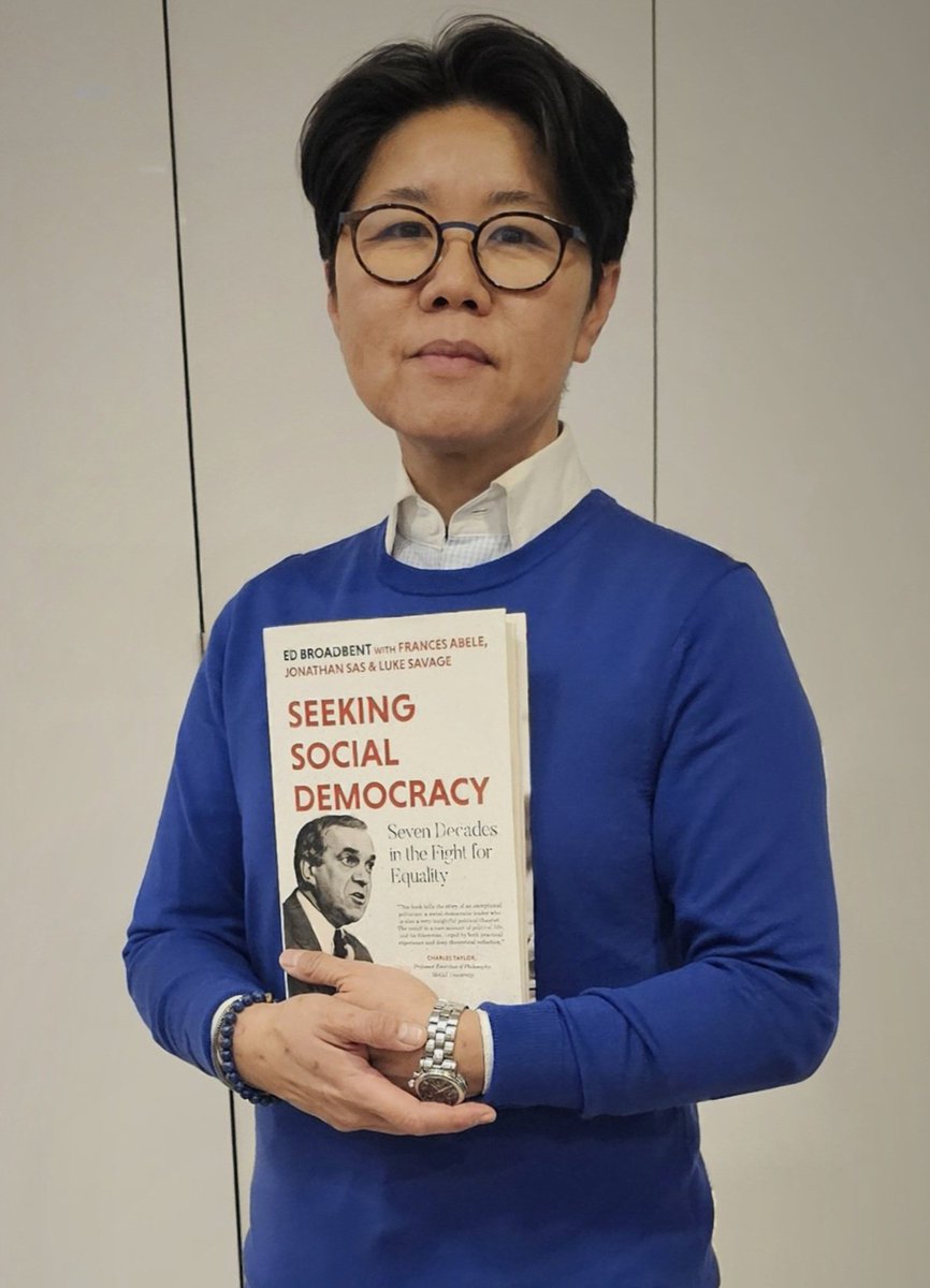 kristynwongtam's tweet photo. I join Canadians in mourning the loss of, Ed Broadbent, possibly the greatest PM we never had. He fought for a just society and taught us that good government promotes unity and citizens who are creative and cooperative. Lessons we need now more than ever. 🧡 🇨🇦 #ripedbroadbent https://t.co/Q6nesZIByO