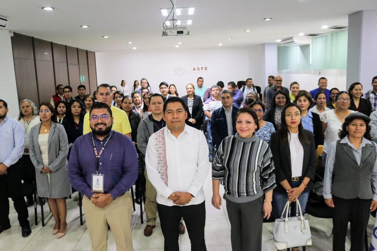 ASFE_OAXACA's tweet photo. Durante dos días, la #ASFEOaxaca en coordinación con la @SEFINGobOax, llevaron a cabo la capacitación, Importancia del Sistema de Evaluación de Armonización Contable (#SEvAC), dirigida a entes públicos del estado de #Oaxaca.
#SomosASFEOaxaca https://t.co/9XBG2L8Im6