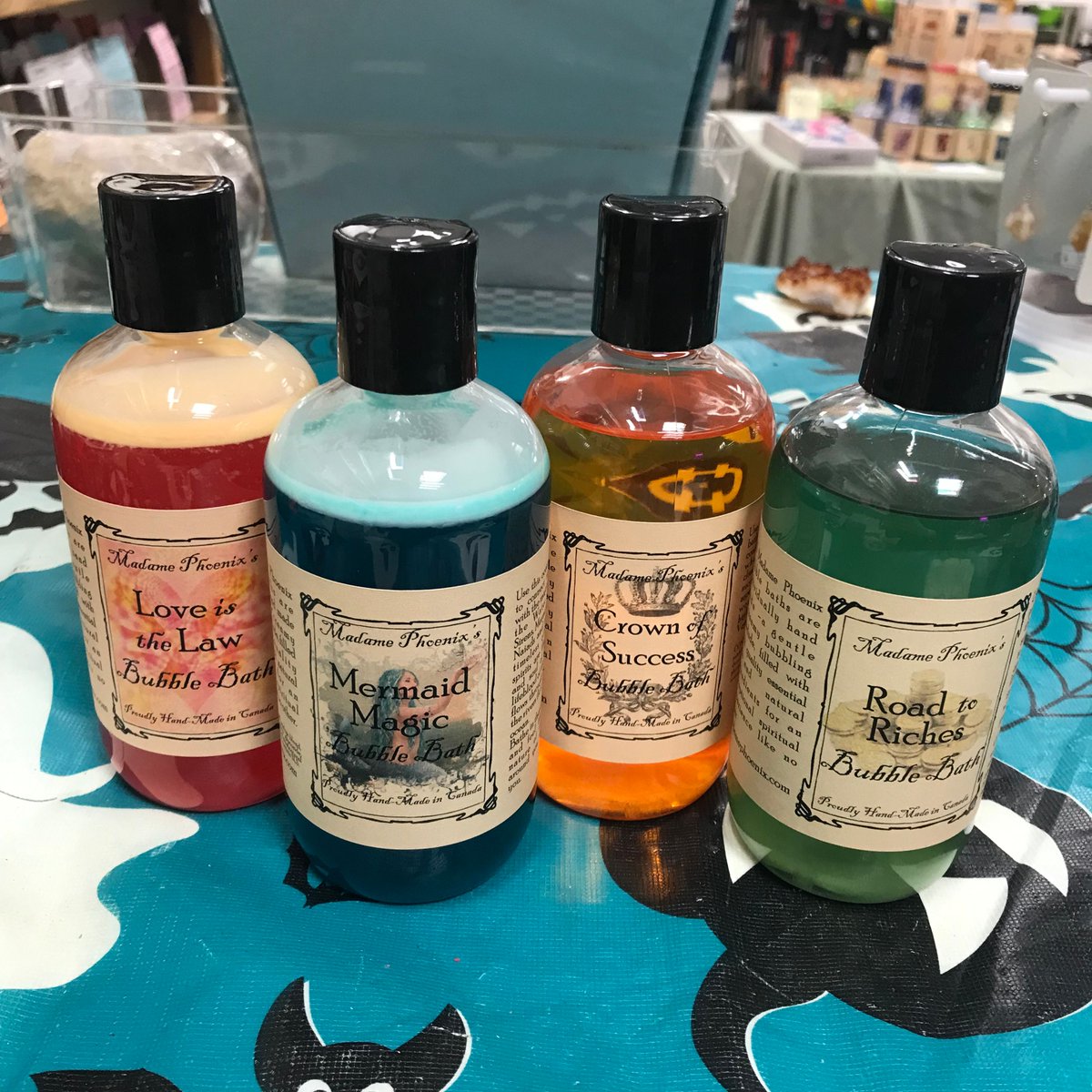 thehermitslamp's tweet image. It's bubble bath season. Check out the line up of amazing @themadamephoenix #bubblebaths that just arrived. Snag them before they fly off the shelf -0 online or in person. 
-
Looking for one we did not get in yet? Let is know in the comments.
#SpiritualBath #BathWitch #BathSeason