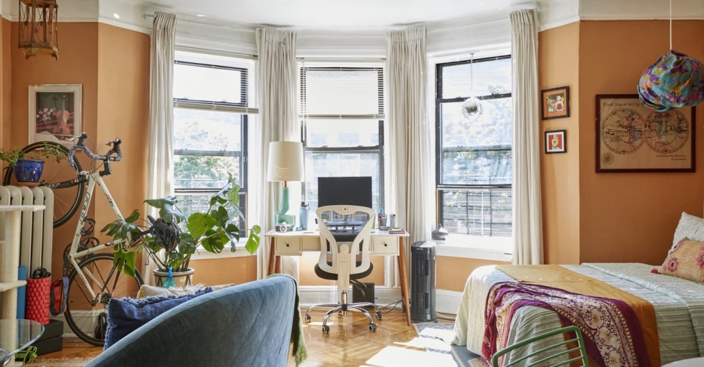 chrisgr21's tweet photo. These 20 Gorgeous Studio Apartment Layouts Maximize Style and Space https://t.co/qHOBh8wGmJ https://t.co/IRomSPnwOU
