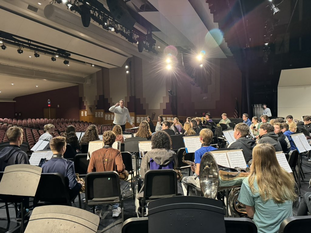 Thank you to Dr. Fansler  for working with the Ephrata Highh school Concert Band.  We had a great clinic ! #ExcellenceintheDetails
<a href="/GoMounts/">Ephrata Area SD</a> 
<a href="/GoEHSMounts/">EPHRATA HS</a>