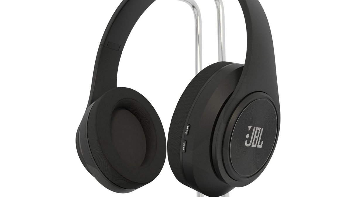 MadeWithBlender's tweet photo. Modelled my headphone in blender 2.79b at 129 samples. #blenderrender #blendercommunity #nascomsoft #blender https://t.co/ZEjNmRmA1V