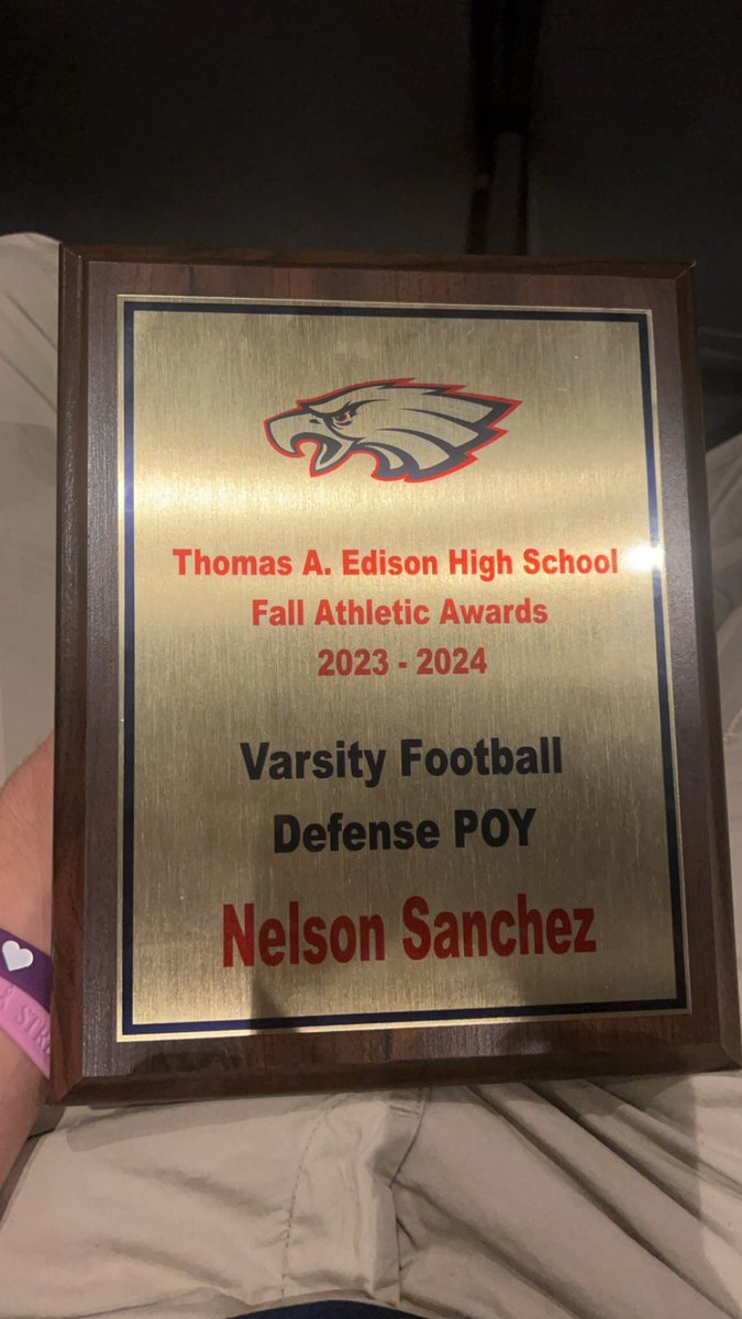 Nelson (@nelsonsanchezjr) on Twitter photo I’m happy to be named defensive player of the year for my team!! Thank you <a href="/EHS_FB/">Edison HS Football</a> ❤️💙 I’m happy to be named defensive player of the year for my team!! Thank you <a href="/EHS_FB/">Edison HS Football</a> ❤️💙