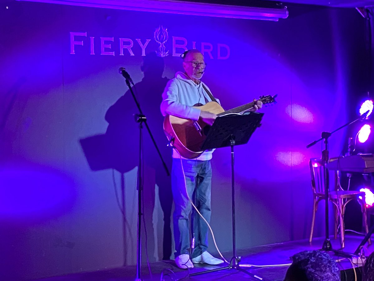 FieryBirdVenue's tweet photo. Thanks to the performers, audience & volunteers for tonightโs #FieryBird Open Mic at our venue ๐๐ 32 Goldsworth Road, Woking GU21 6JT - next to the fire station. Most Thursdays at 7:30pm - everyone welcome @FieryBirdVenue
#openmic #Woking #livemusic #WeLoveWoking https://t.co/fiNWNaLv0k