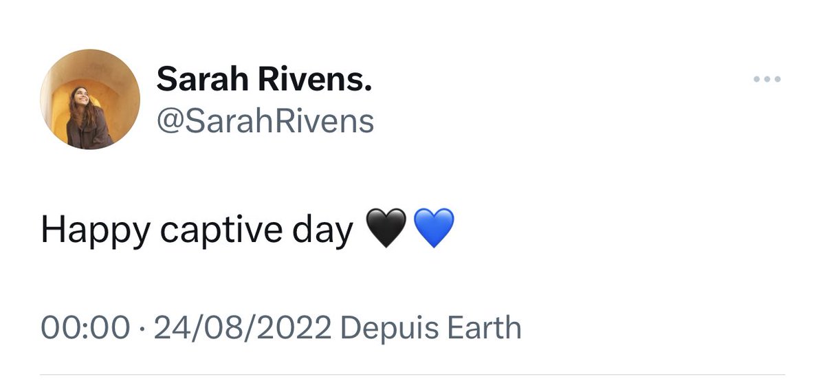 Ayhfame's tweet photo. @SarahRivens « Happy Lakestone day 🐍🍓 » 🥹🥹 Ça passe tellement vite purée https://t.co/HXWm8gEC0I
