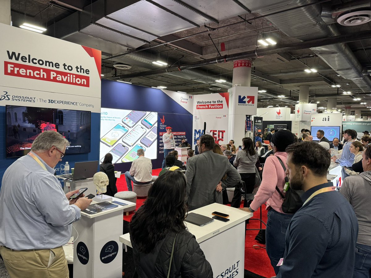 tewoz's tweet photo. #CES2024 the @3DEXPERIENCELab booth is always full when comes the time of startups pitch
#CES #CES3DxLab
@PawlowskiMario @ipfconline1 @LaurentAlaus @Shi4Tech @Fisher85M @kalydeoo @Ym78200 @Nicochan33 @Fabriziobustama @jblefevre60 @FrRonconi @CurieuxExplorer https://t.co/j3SbIe42JT