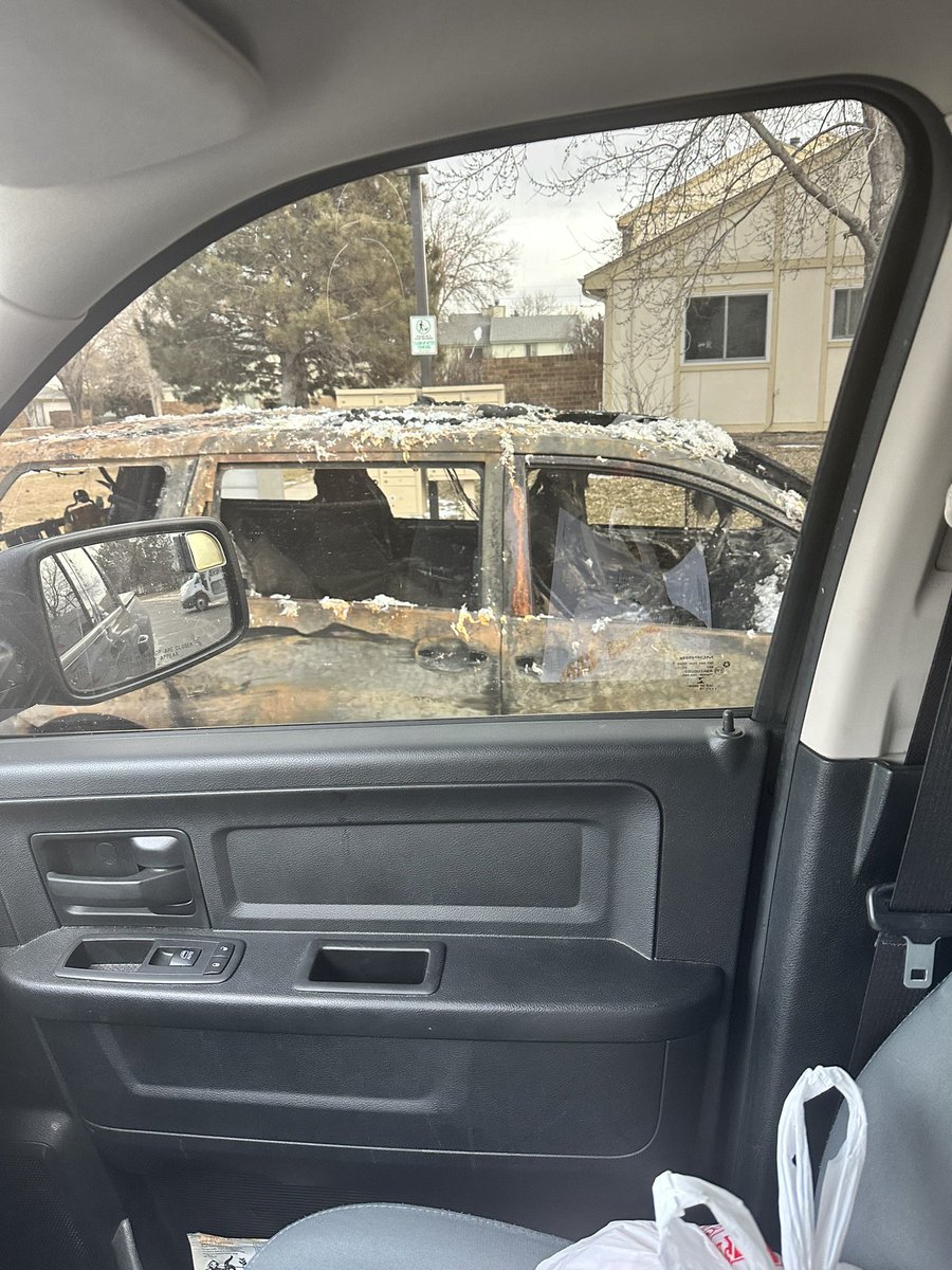 Shieldsy31's tweet photo. Please come scrape this bag of shit off our streets please, the family was trash and now y’all leaving there leftover trash on our streets. Should of left it in the garage where it belongs 
@CityofThornton 
@ThorntonPolice 
@adamscountygov https://t.co/XR8mD7E4ew