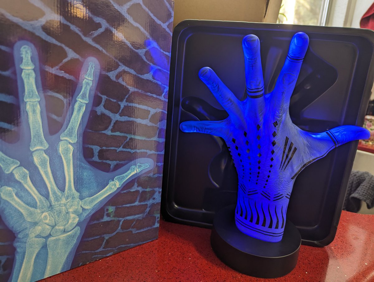 BoneDaddyElfman's tweet photo. The Elf-hand arrived! @dannyelfman https://t.co/wmF8GfbSAX