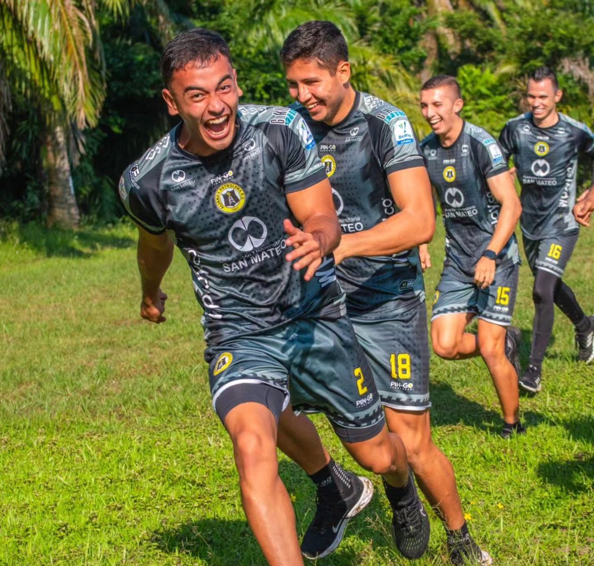 PSierraR's tweet photo. 🚨 EXCL. #AlianzaPetrolera está a mínimos detalles de convertirse en equipo de Valledupar. El acuerdo está pactado para los próximos 10 años. Se realiza un convenio para construir un complejo al rededor del club

👀 Esperan que en las próximos días se firme toda la documentación https://t.co/ZkQRdHZVxY