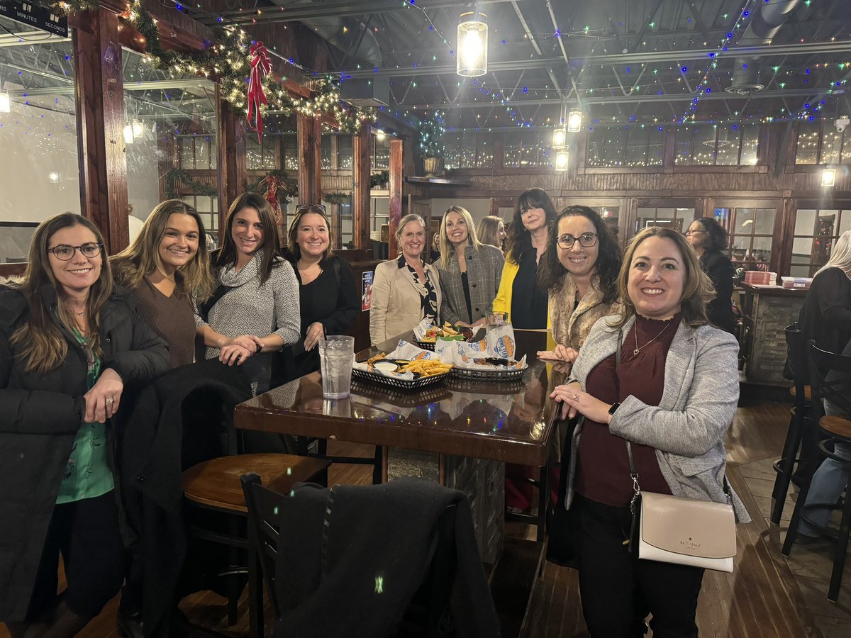 Dana Ziegler tweet media