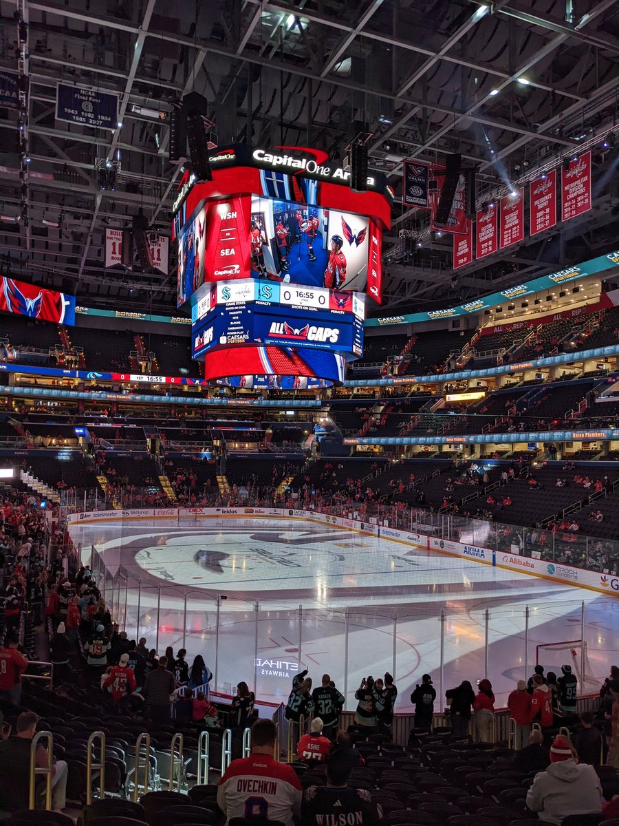 Randomasdf's tweet photo. Let's goooooooooo!!! #ALLCAPS 🏒💕 https://t.co/RuhSqd2V3Y