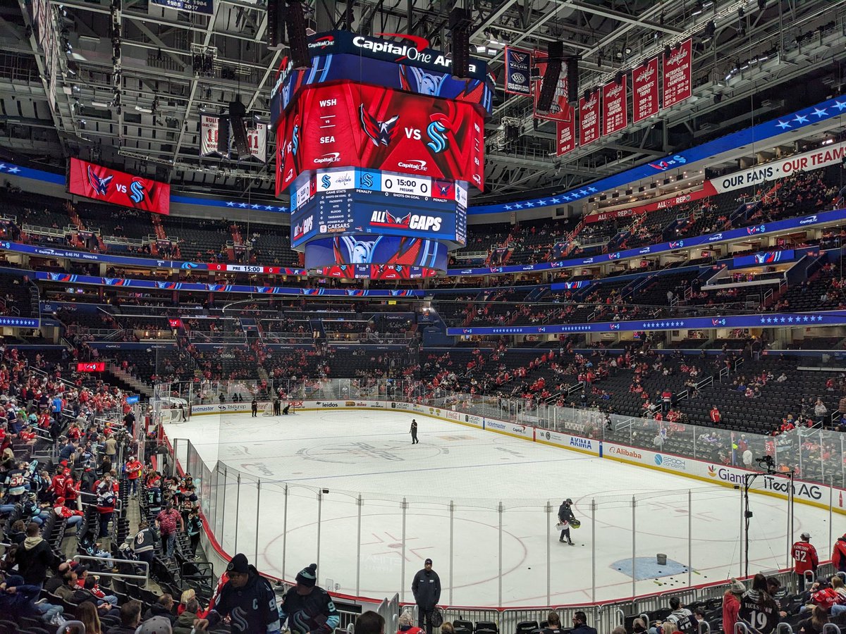 Randomasdf's tweet photo. Let's goooooooooo!!! #ALLCAPS 🏒💕 https://t.co/RuhSqd2V3Y