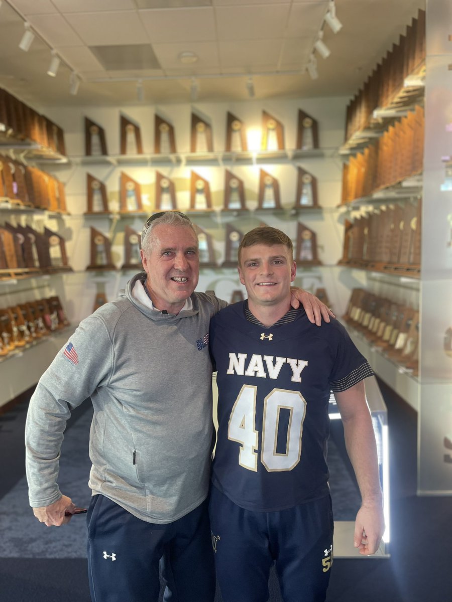 Honored to have Mr. Looney present Scott Stensrud Brendan’s #40 this season. Voted on by his teammates Scott represents everything Brendan is about. Be Strong. Be Accountable. Never Complain. 
#TheBrotherhood
#BATL
#GoNavy⚓️🇺🇸