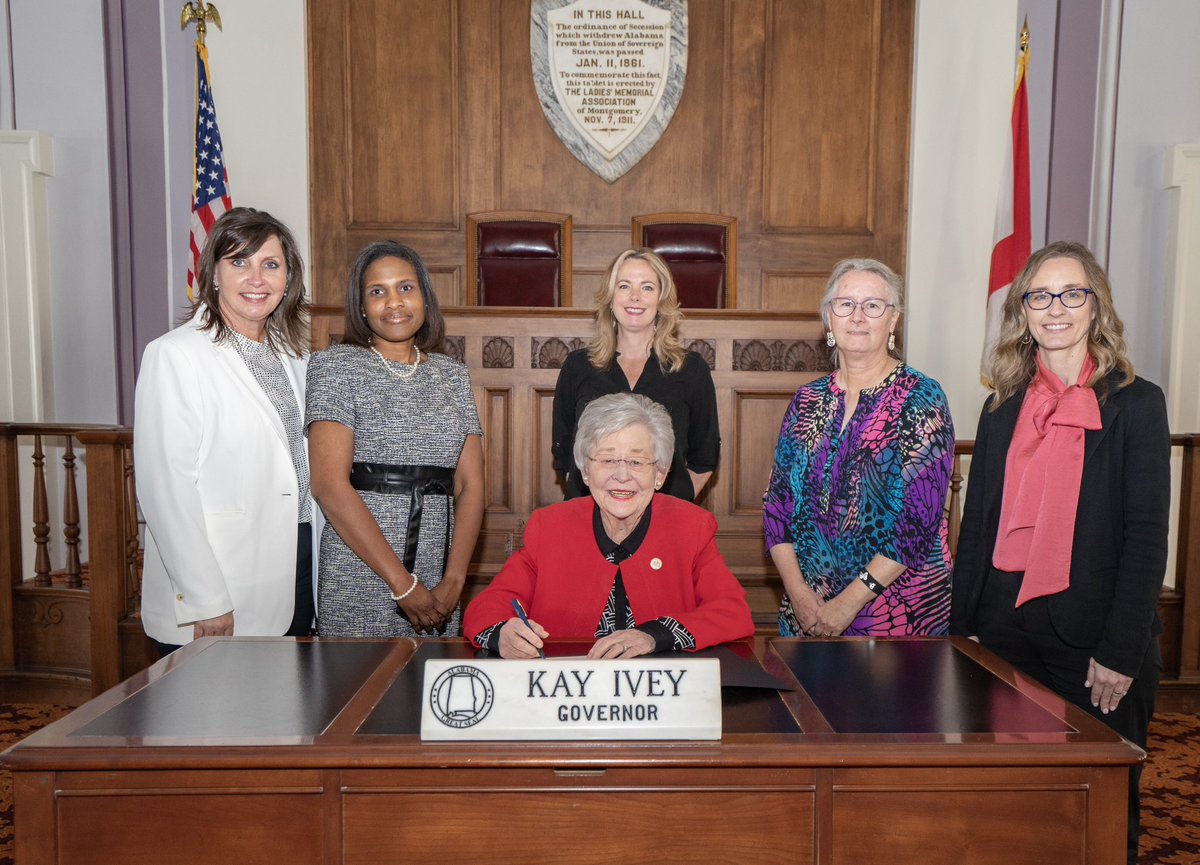ehurst_gifted's tweet photo. Celebrating GEM month and the support for gifted in AL! #alabamaachieves #alabamagifted #GEM2024 https://t.co/208NWhgfs3