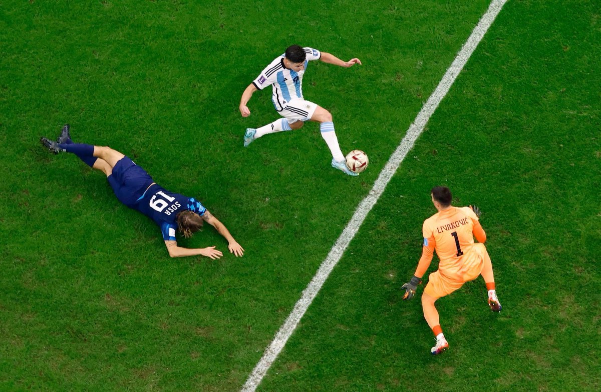 RodriiFree's tweet photo. @GorrasCavs #SorteoGorrasCavs Que buen gol😍 https://t.co/im8j8D8HJK