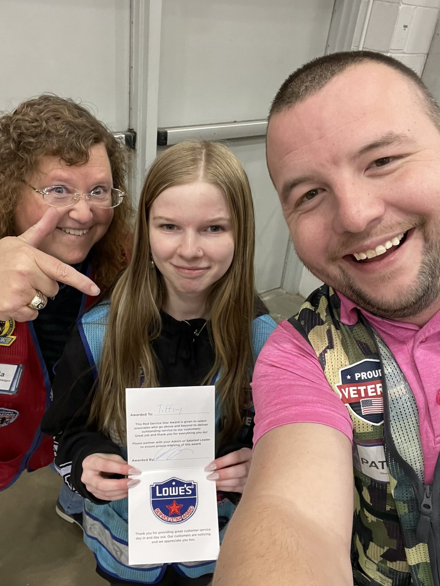 Patrick Lawson (@patrickalawson) on Twitter photo Really proud of Jim, Dam, Terrisha, and Tiffany from 719! They are making huge impacts to our service and keep bringing customers back! <a href="/BlueBoxR1/">@BlueBoxR1</a> <a href="/LauraGibsonR1/">Laura Gibson</a> <a href="/TravisTalbert7/">Travis Talbert</a> @CoryRey75991631 Really proud of Jim, Dam, Terrisha, and Tiffany from 719! They are making huge impacts to our service and keep bringing customers back! <a href="/BlueBoxR1/">@BlueBoxR1</a> <a href="/LauraGibsonR1/">Laura Gibson</a> <a href="/TravisTalbert7/">Travis Talbert</a> @CoryRey75991631