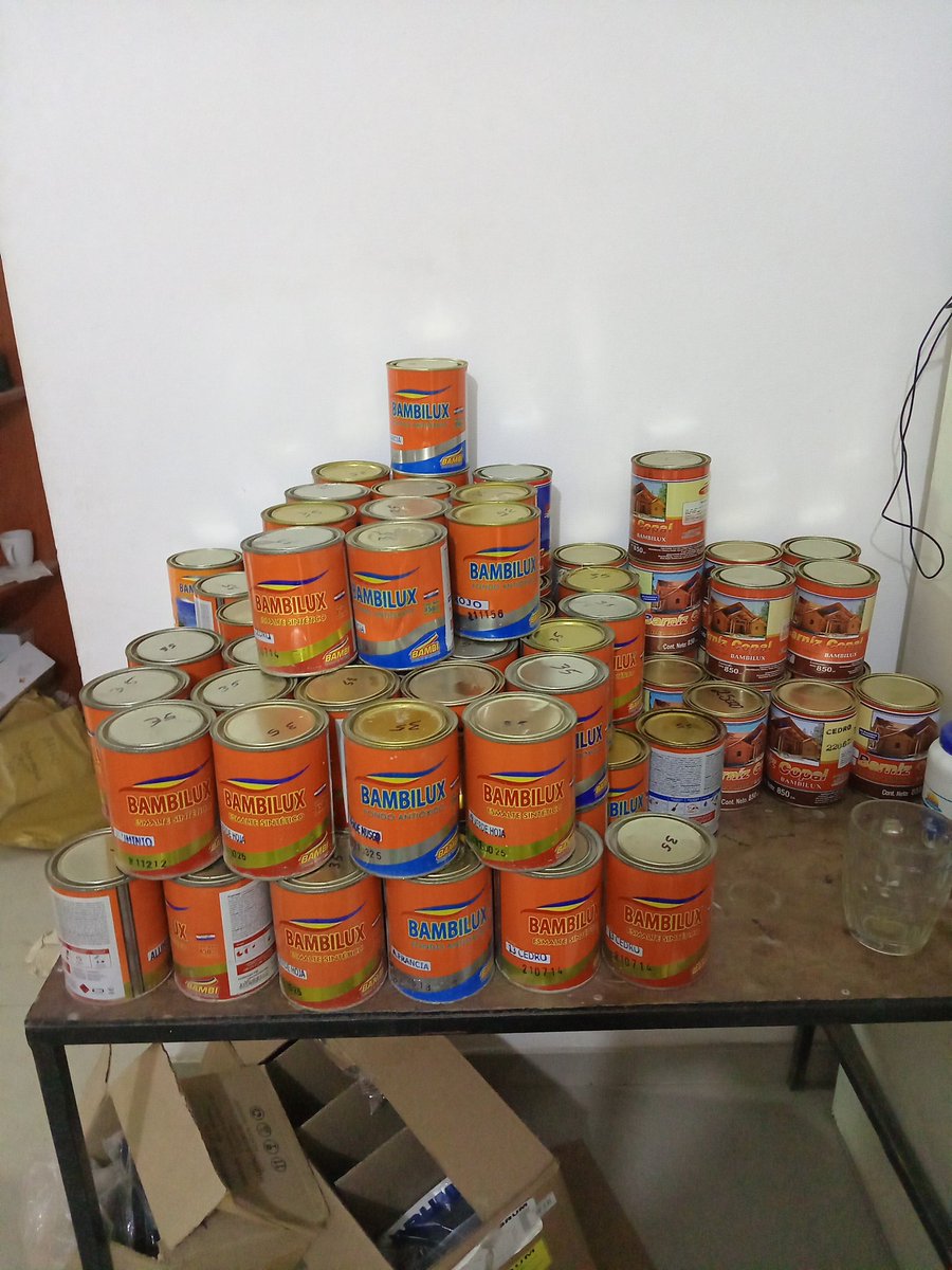 alexjacquier13's tweet photo. Por si a alguien le pueda interesar estamos rematando artículos de ferretería, tenemos una amplia lista de pinturas, artículos de plomeria, electricidad, herramientas, aditivos, construcción en general. Rt por fa y si alguien quiere ir a ver estamos en Capiatá 🥰 https://t.co/zGc7C6G5AQ