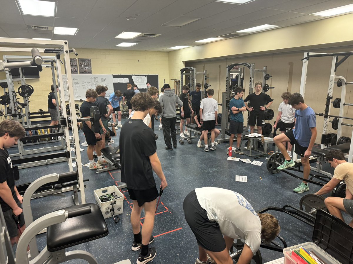 Took the first of many steps in creating our identity for the 2024 season. Started with 30+ dudes coming together with a goal to move themselves and each other forward.