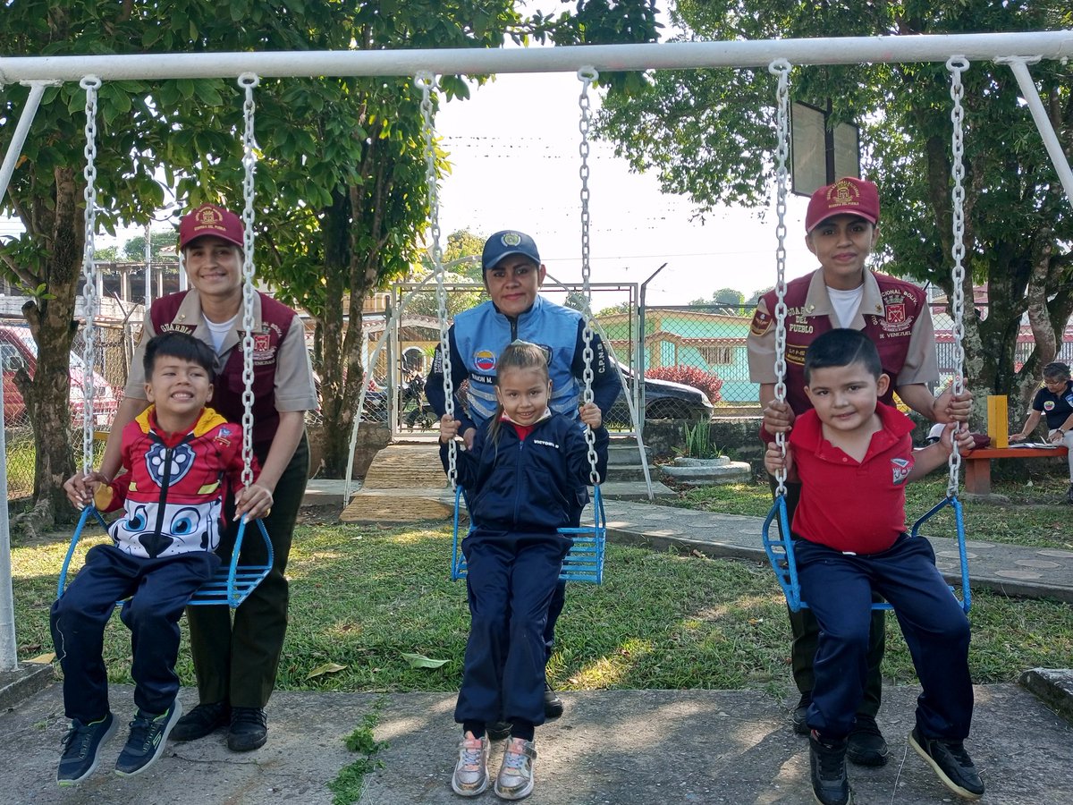 Acompañamiento de Abordaje con el equipo del Frente Preventivo, actividad por parte del Defensor Educativo Amdony Bautista, en el CEI Edo Mérida. <a href="/_LaAvanzadora/">Yelitze Santaella</a> <a href="/Berzabethg1/">Berzabethgandicaoficial</a> <a href="/CDCETachira/">CDCE Táchira</a> <a href="/codennat/">codennat</a> <a href="/cn_educ/">CNDefensorías Educativas MPPE</a> <a href="/SaludEscolar2/">Salud Escolar</a> <a href="/COMUNIDADESED15/">DIV. COMUNIDADES EDUCATIVAS TÁCHIRA</a>