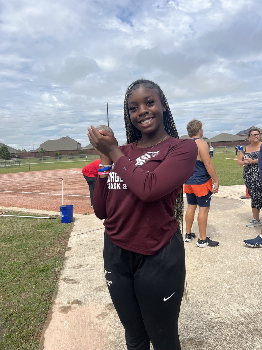 Coach Alicia Dutch tweet media