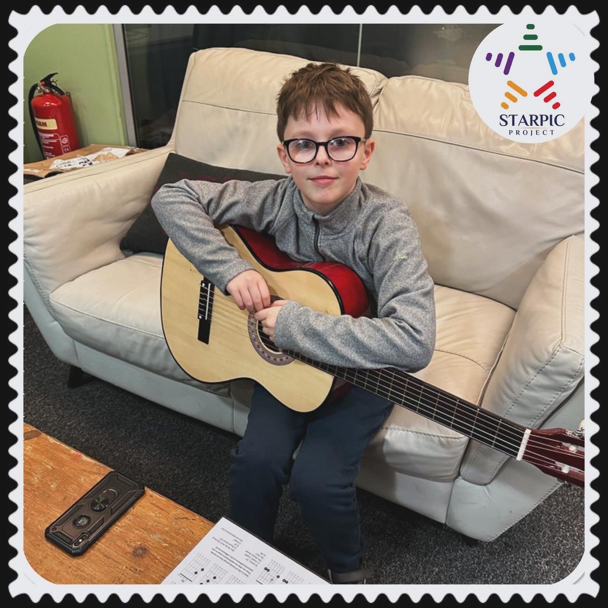 StarpicProject's tweet photo. First session for our Thursday Music group. Having fun with guitars, drums and more.
๐ถ๐ค๐ธ๐ฅ๐ช๐๐ป
________________________
#music #starpic #starpicproject #communitygroup #musician #musicgroup https://t.co/nkLTHBeBbV