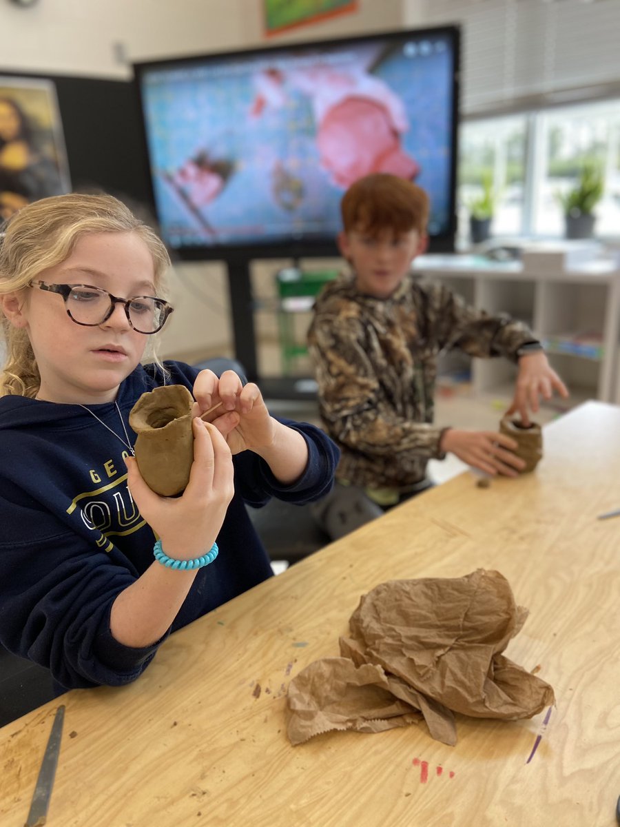 BNearhoofMES's tweet photo. Hand building pottery today in 4th grade. Can’t wait to see these little vases fired and glazed. #MESRocks https://t.co/sk5evx8h2b
