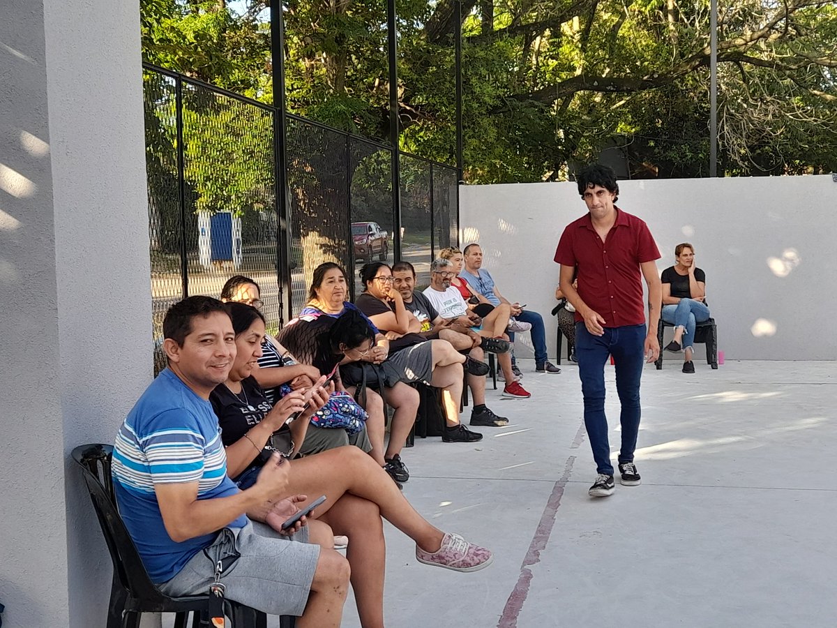MercedesFrasca's tweet photo. Hoy en el turno tarde, más de 40 jóvenes disfrutando del #ClubInclusion a pura diversión! Gracias gigante a la cantidad de familias que llegan y se sienten parte desde que se abre la puerta 🫶 #InclusionReal #DiscapacidadSanMiguel @jaimemendezh @DARIO1166 @RocioRocanrol https://t.co/Ccviw8JV1p