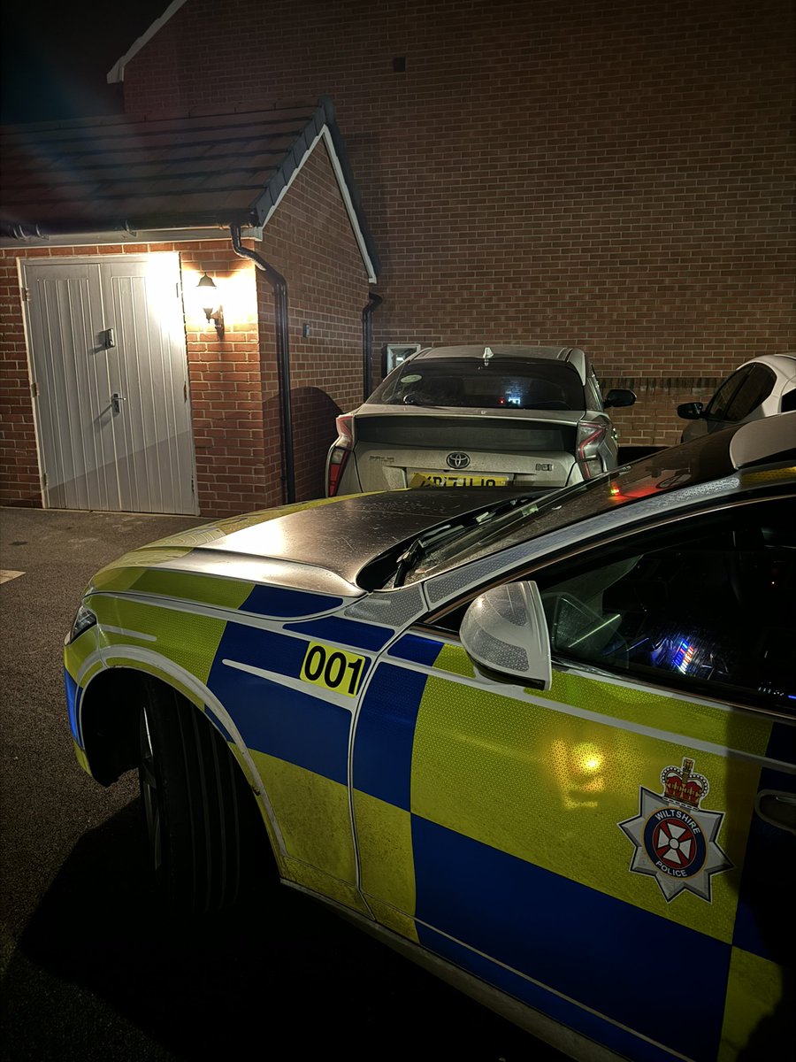 WiltsSpecOps's tweet photo. #RPU & #ARV in Salisbury had this stolen Toyota Prius from August 2023 make off after ramming a police vehicle. Assistance of @wiltspolicedogs , @NPASSouthWest and #CPT resulted in two males who decamped be detained, and now off to custody. #SpaceforTwo #Arrested #Teamwork https://t.co/Us140Ly5XZ