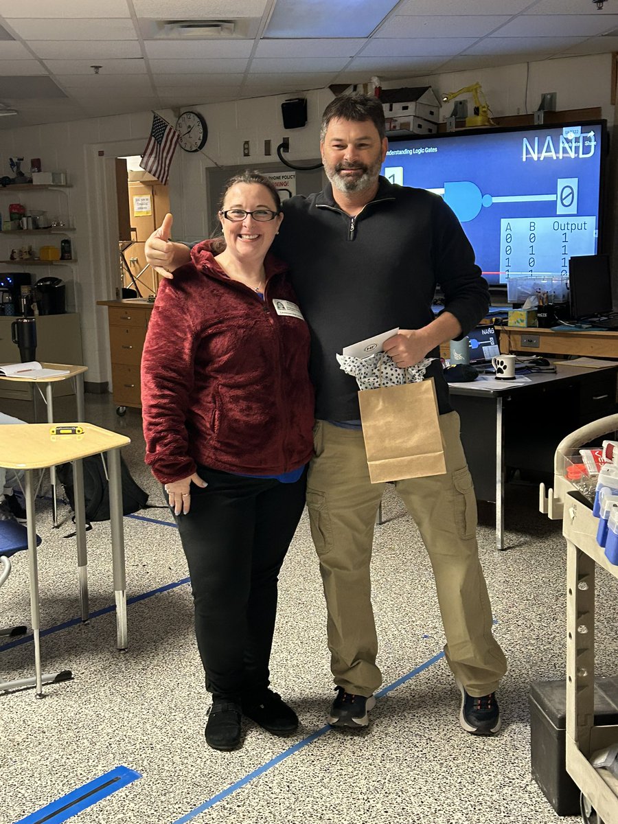 Congratulations to one of our @LandstownEagles Academy teachers, Mr. Siler. He is the January recipient of Hatcher and Frey Orthodontics Teacher of the Month contest. He won this honor and a $250 Amazon gift card. #givelocal #LHStemEagleExcellence