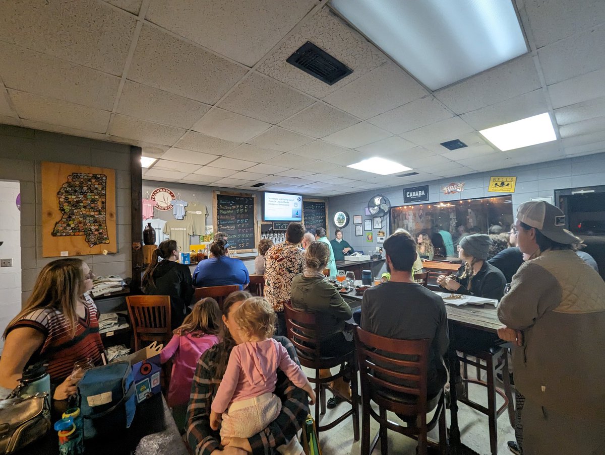 @soseusm student Lindsay Bomgardner sharing her preliminary work on Lemon Sharks in MS waters at Hops and Growlers @scottbrewing. Fun collaborative work with @USMSharkLab