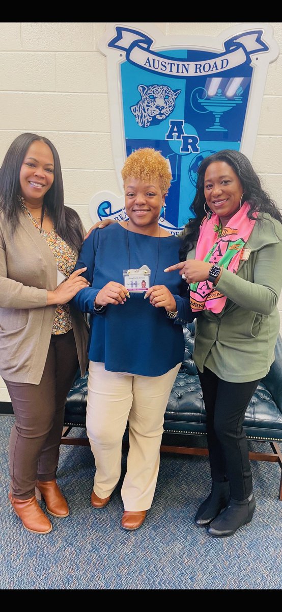 They are giving me my flowers NOW... I love my team, my school, my ESE department! (You can't see them but my gold stars are on my badge) #goldstarsforme #iliketobebehindthescenes #itsnicetoberecognized #iwascheesinfromeartoear