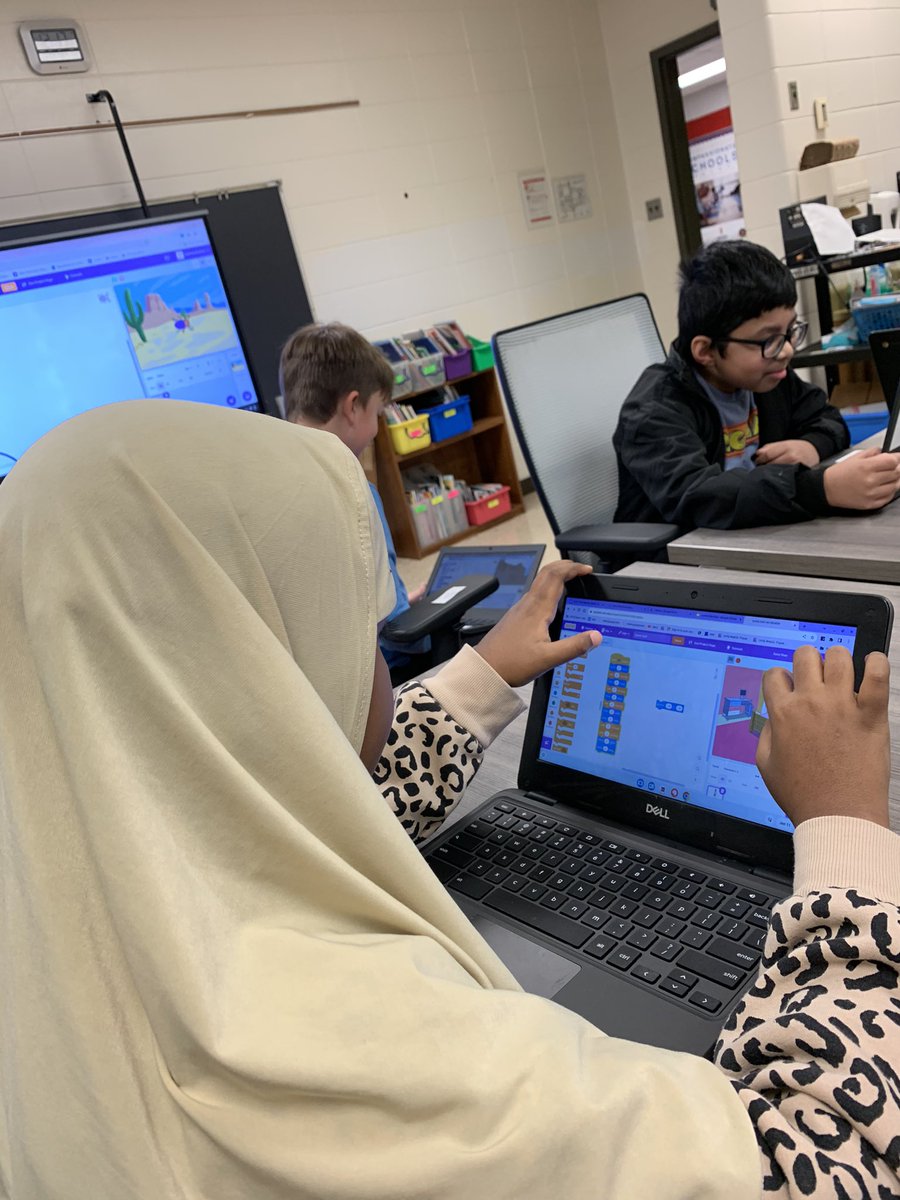 cindy_hundley's tweet image. These @JCPSGT students dove right into coding with @scratch today! We explored with different blocks, sprites, and code—-next week we begin an animation! @GutermuthES @JCPS_LMS @JCASLKY #coding #blockcoding #GutermuthPride #JCPSLibraries