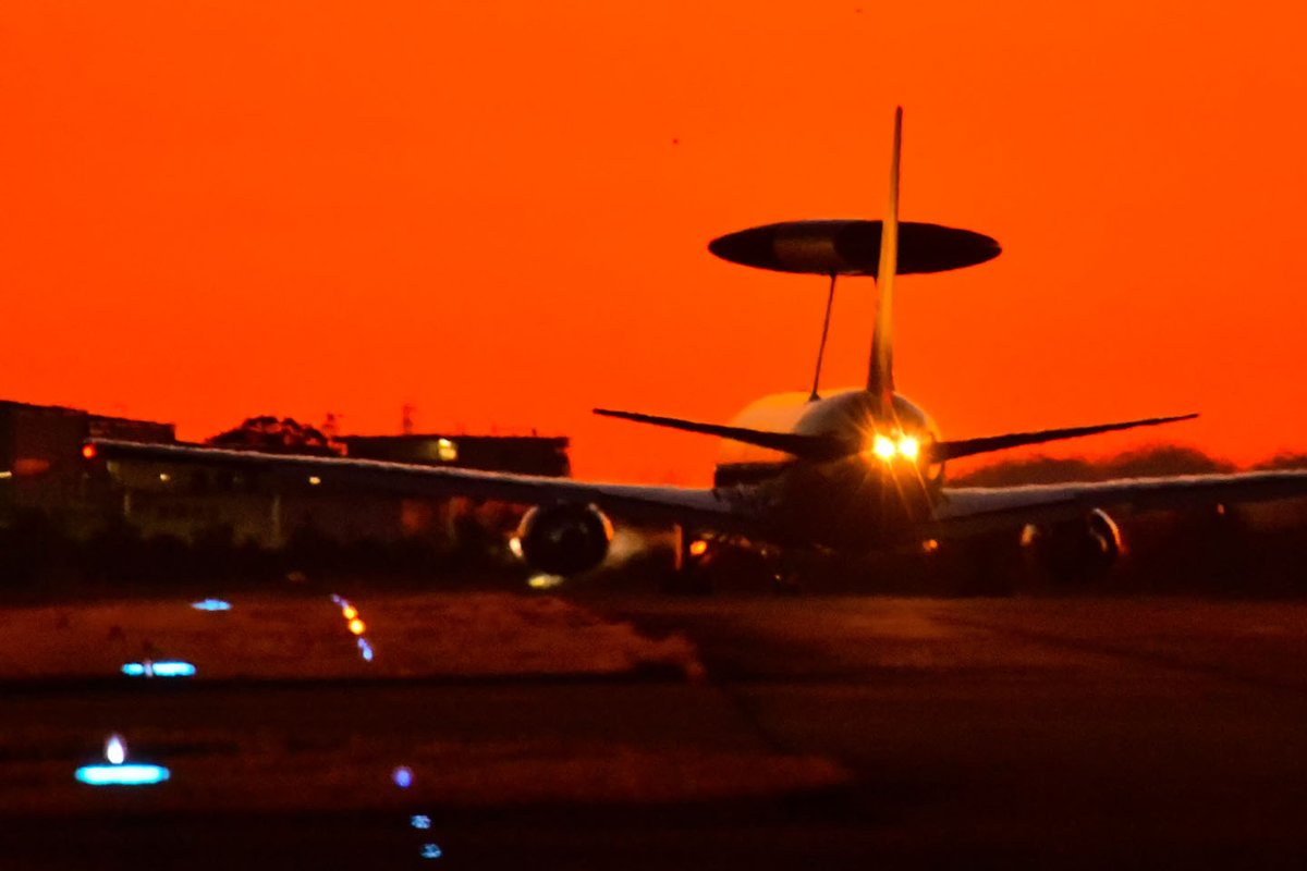 area_kilo's tweet photo. 朝2便上げるのは大変だろうな
早い方は今朝も→小松
Friday, 12 January 2024
Hamamatsu Air Base / JASDF RJNH
E-767 / 64-3501 02 #AWCW
E-767 / 64-3502 01
#浜松基地 https://t.co/daGlqjRjHW