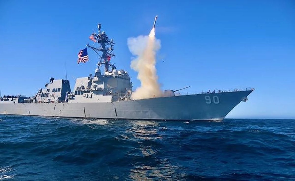 Osinttechnical's tweet photo. Bloomberg- Tonight, US Navy fighter jets based on the USS Eisenhower, as well as Tomahawk cruise missiles launched by USN surface ships and submarines, struck more than a dozen Houthi targets, including radar installations, storage sites, and missile launchers. https://t.co/86AjyF9nAE