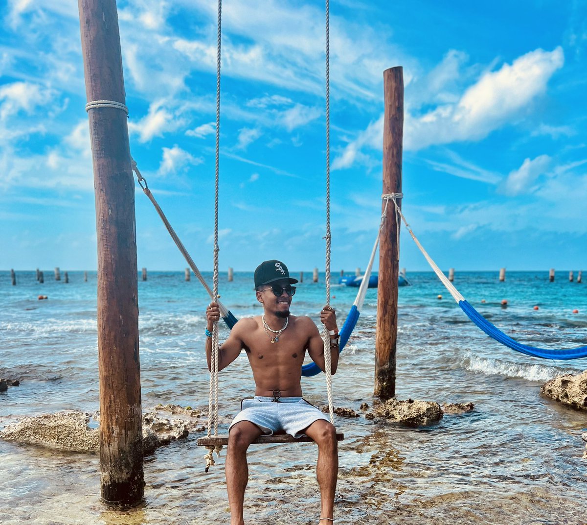 Diaztre's tweet photo. 👣🏝️📍 https://t.co/5ym2CoXmf5