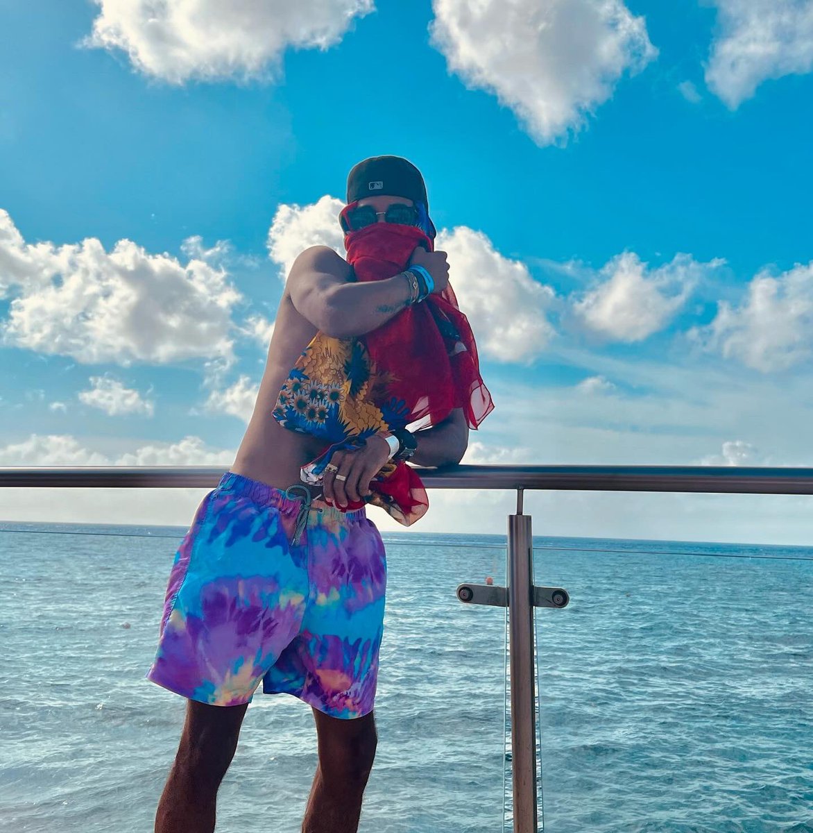Diaztre's tweet photo. 👣🏝️📍 https://t.co/5ym2CoXmf5