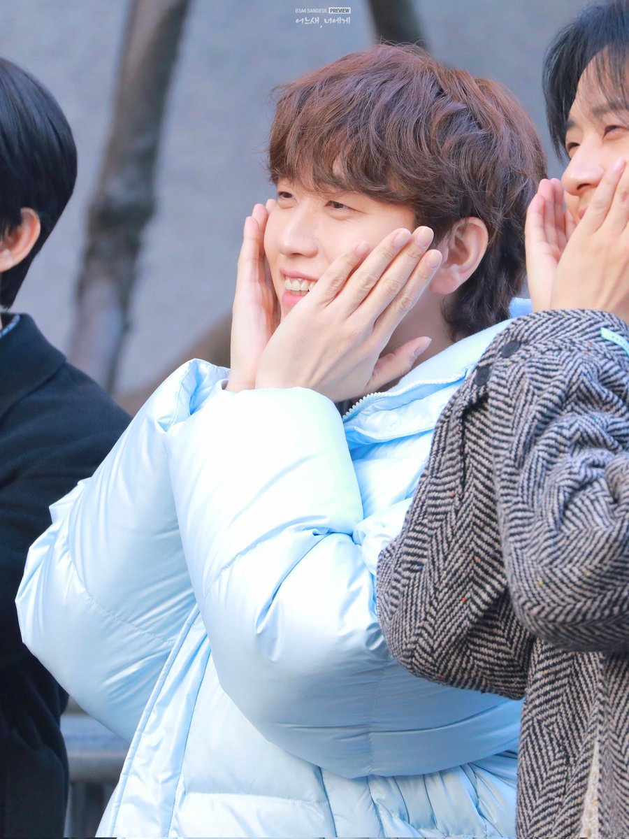 To_SANDEUL0320's tweet photo. 240112 뮤직뱅크 출근

#B1A4 #산들 #SANDEUL
#REWIND #CONNECT
#CONNECTWITHB1A4 https://t.co/xIUhOnXxtU