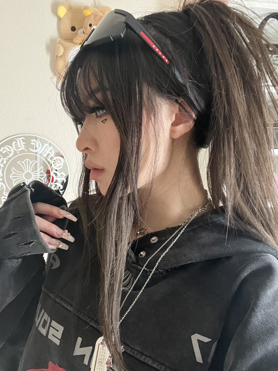 v (@lilv4ever) / Posts / X