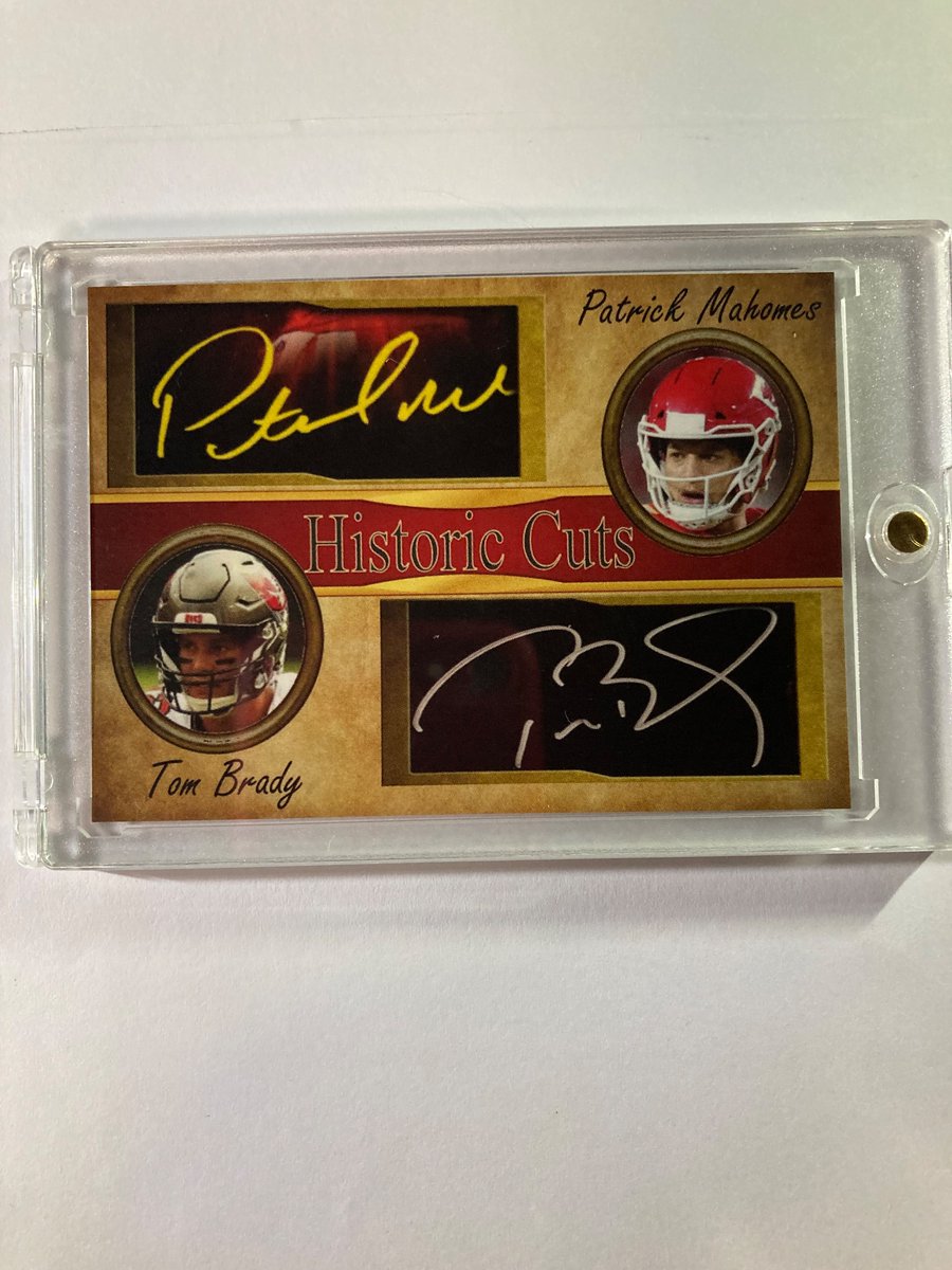 1218Sports's tweet photo. 🎁Appreciation Day Giveaway🎁

Winner Announced Tuesday

🔥Patrick Mahomes/Tom Brady Historic Cuts Dual Auto Facsimile

To enter
1. Follow
2. Retweet
3. Like https://t.co/JXfWBzmt35