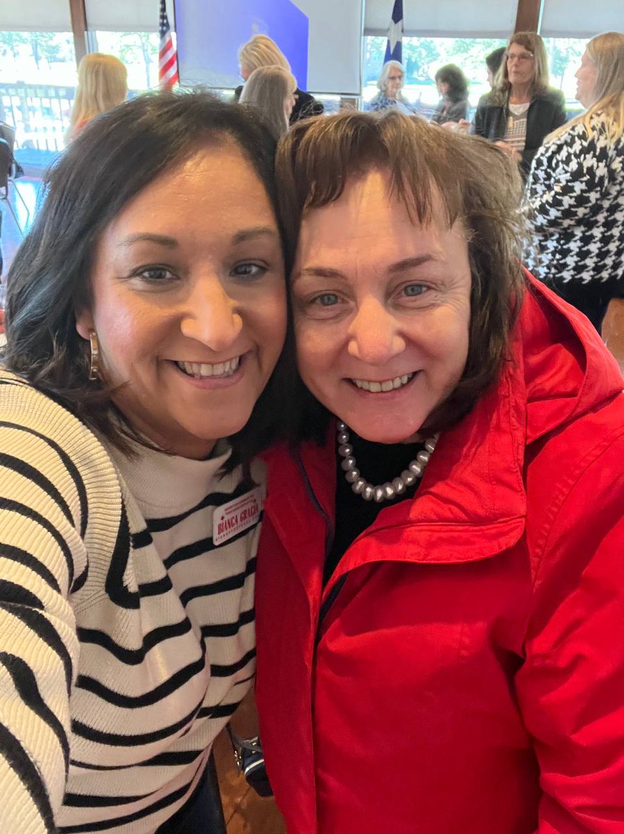 BiancaForTexas's tweet photo. Had a great time with the AMAZING 🤩 Tri County Republican Women! 🐘❤️

@TCRW

#BiancaForTexas #TexasHD128 #TrueConservatives #Vote https://t.co/6dfFXAiJip